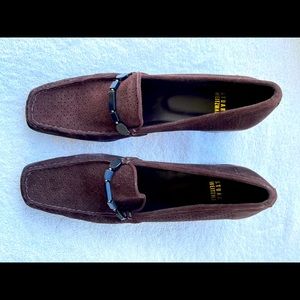 Stuart Weitzman brown suede pumps